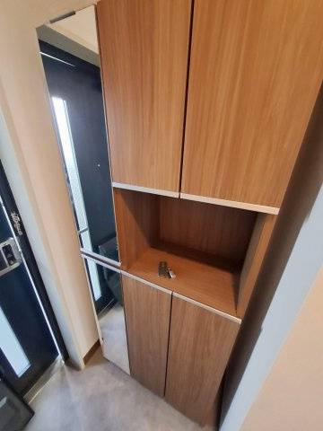 レフィナードの収納|シューズBBOX