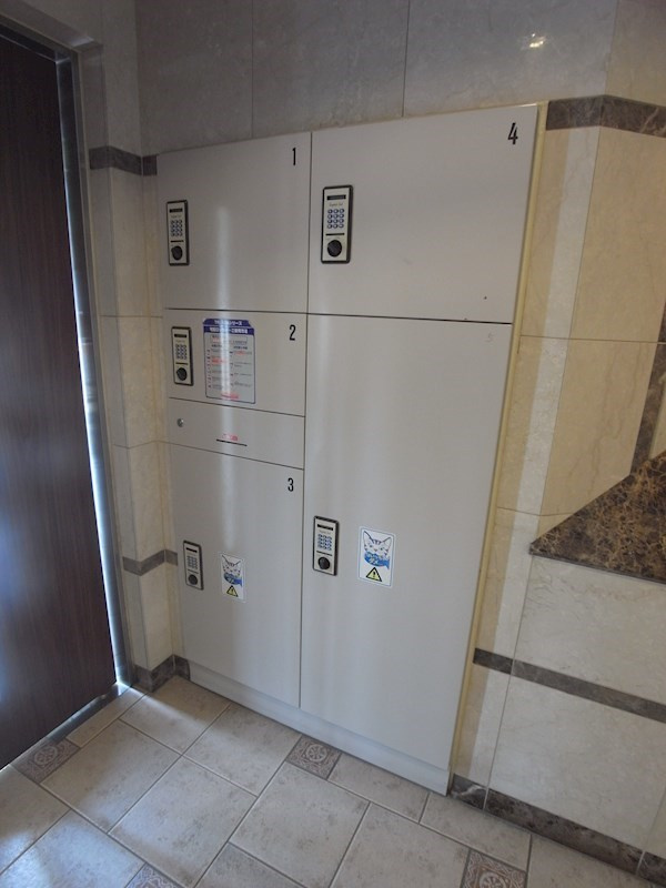 プレサンス神戸裁判所前の外観