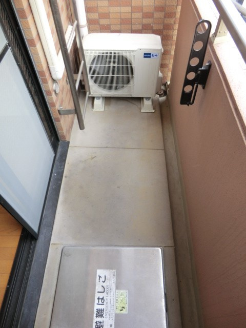 プレサンス神戸裁判所前のバルコニー