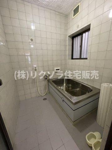 高柳５丁目　中古一戸建ての浴室|オートバス機能付き
■物件内覧・資金計画相談・住宅ローン相談、リフォーム相談、お問合せ受付中■
※当日・翌日のご内覧、ご相談はお電話でのお問合せがスムーズです！