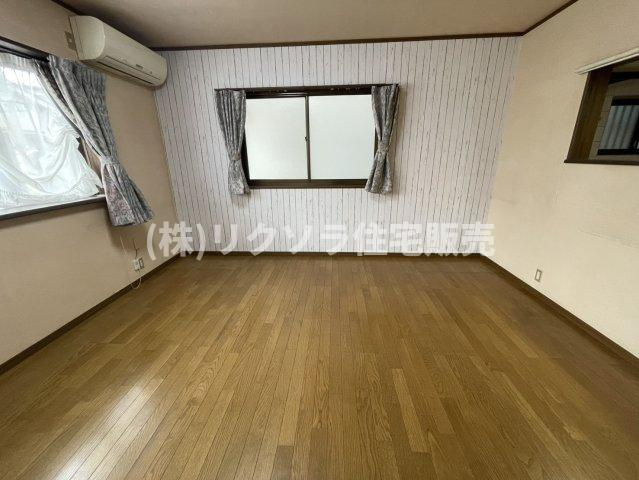 高柳５丁目　中古一戸建てのダイニング|LDK15.25帖
■物件内覧・資金計画相談・住宅ローン相談、リフォーム相談、お問合せ受付中■
※当日・翌日のご内覧、ご相談はお電話でのお問合せがスムーズです！