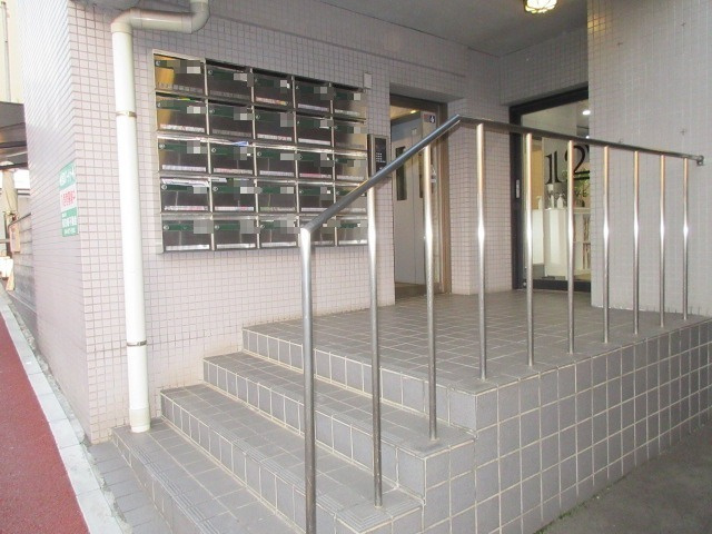 【エントランス】 | パークス市ヶ尾