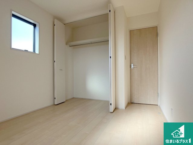 姫路市御立中　第4期　新築一戸建ての洋室|シンプルな洋室は、自分好みのインテリアが楽しめます♪ご家族とインテリアや家具を選びに行くのは新築購入時の醍醐味の一つです。ぜひお楽しみください♪