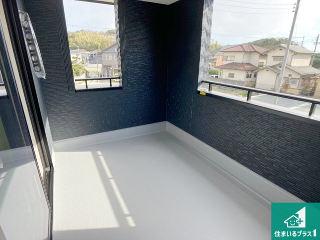 姫路市御立中　第4期　新築一戸建てのバルコニー|ワイドバルコニーは洗濯物を干すスペースが広いのでご家族が多くても安心！