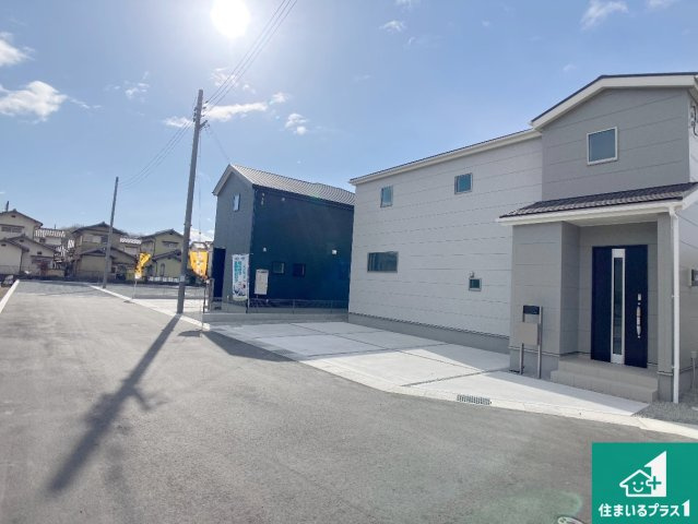 姫路市御立中　第4期　新築一戸建ての外観|お客様に長く安心して住んでいだだける事にこだわった家づくり！住んでからのアフターサービスにもしっかりと取り組んでいます！