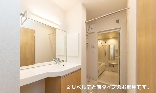 ウイ　アウリイの洗面所