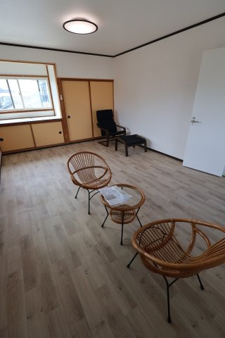 熱田町貸事務所の内装