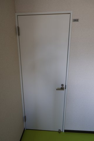 熱田町貸事務所の収納