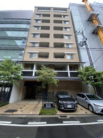 ブランズ京都烏丸御池の外観