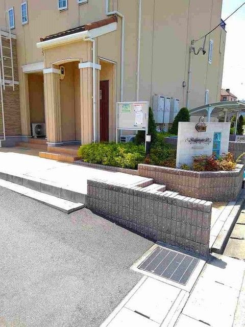 ラフィナート　Ｄのエントランス