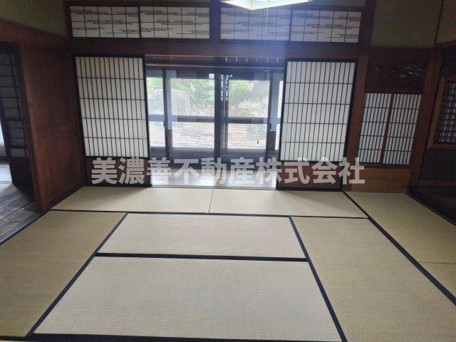 ６５０６２　岐阜市岩倉町中古戸建ての和室