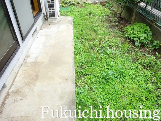 池田コーポの庭