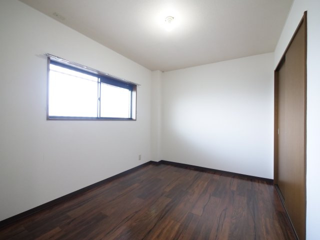 プレジデントパレスの洋室