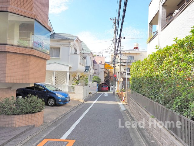 【前面道路含む現地写真】 | 目黒区上目黒5丁目