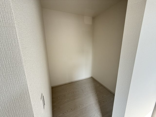 K-BOX　前橋市南町１期　１号棟　新築住宅の収納|２階洋室2収納です♪ウォークインクローゼットです。