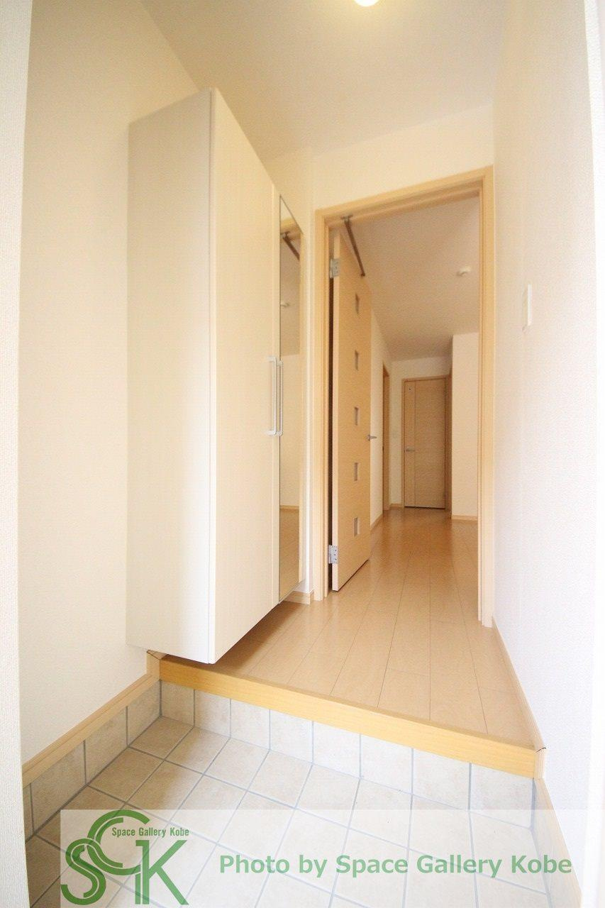 ソレイユ土山Ⅰの玄関|※同物件の別のお部屋の写真です※