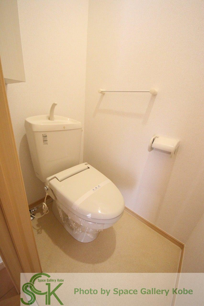 ソレイユ土山Ⅰのトイレ|※同物件の別のお部屋の写真です※