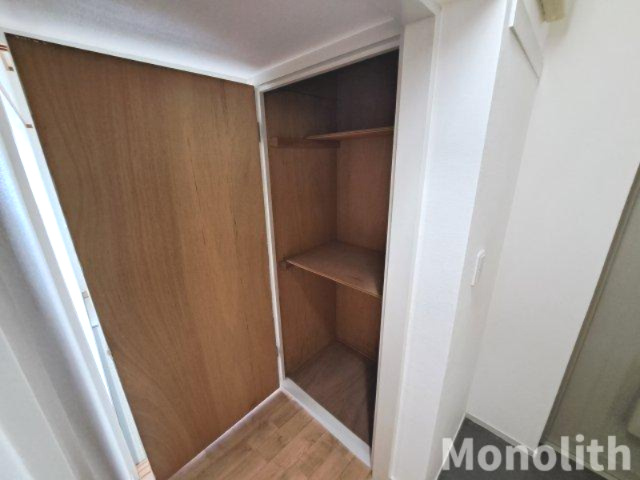 光明台26号棟の収納