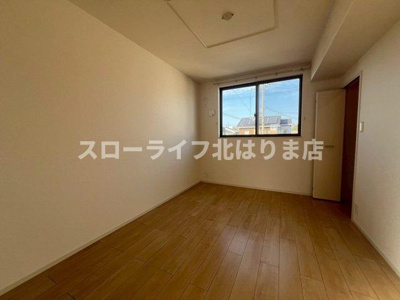 【洋室】 | エレガンテ　ヴィラⅡ