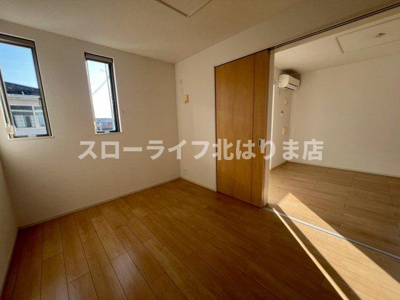 【洋室】 | エレガンテ　ヴィラⅡ