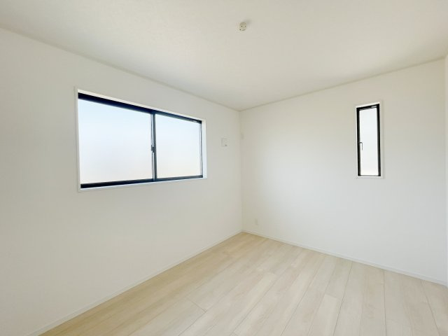 新築戸建・新築建売　桐生市広沢町2丁目【制震+耐震】桜木小・桜木中の洋室