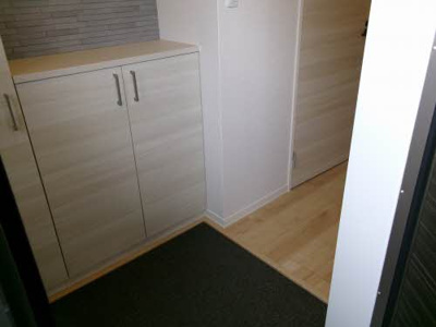 【玄関】 | シャーメゾンステージ新山口駅前　Ａ棟