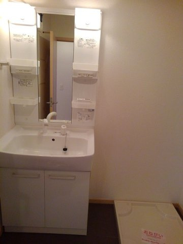 リバーサイド西浜Ｂの洗面所