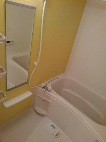 リバーサイド西浜Ｂの浴室