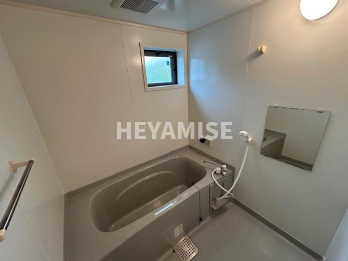 ラフィーネ三城の浴室