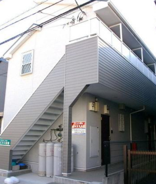 ハピネス彩湖のエントランス