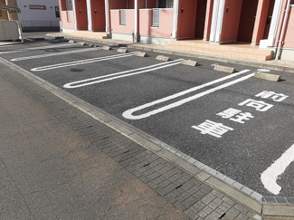 【駐車場】 | メゾン　ド　アヴェニールD