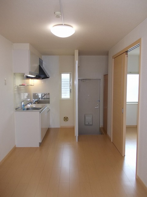 カレントハウスⅡＣの居間・リビング|居室・リビング