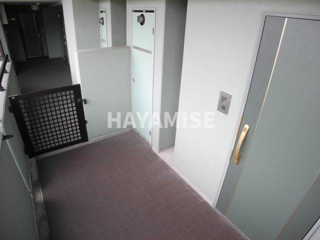 サクセスカバーヒルズのエントランス