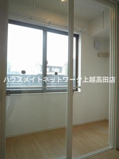 イーメゾンのバルコニー|サンルーム