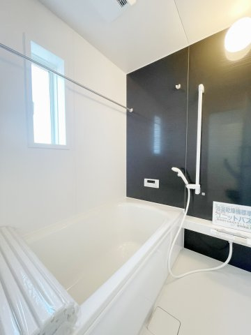 新築戸建・新築建売　桐生市広沢町2丁目【制震+耐震】桜木小・桜木中の浴室|浴室乾燥機付きのバスルーム！
