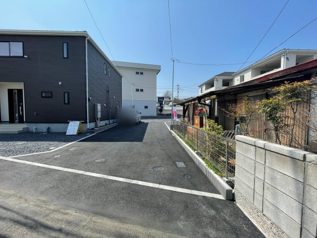 新築戸建・新築建売　桐生市広沢町2丁目【制震+耐震】桜木小・桜木中の前面道路含む現地写真