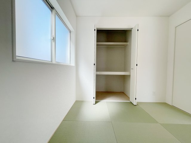 新築戸建・新築建売　桐生市広沢町2丁目【制震+耐震】桜木小・桜木中の和室|押入れ収納も充実◎