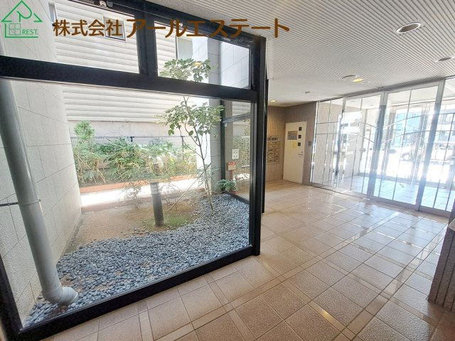 ネオグランデ坂田町姫路駅北　　JR「姫路駅」徒歩14分のエントランス