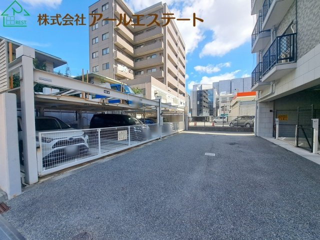 ネオグランデ坂田町姫路駅北　　JR「姫路駅」徒歩14分の駐車場
