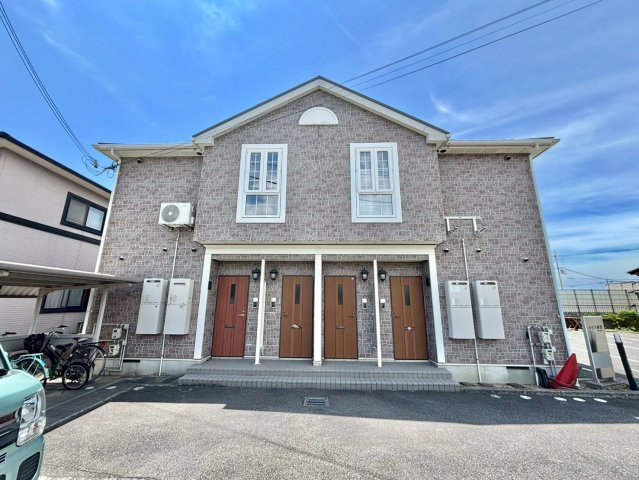 ハイツ新田の外観