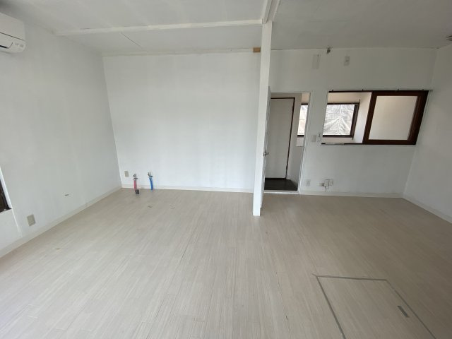 【居間・リビング】の画像