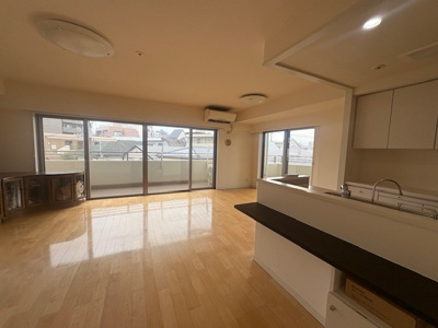 【居間・リビング】 | フォーウィルズコート中野坂上 | 16.4帖のきれいなLDK。