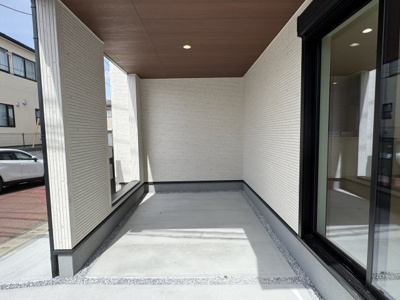 【駐車場】 | 柏市十余二新築戸建 | 愛車に優しいビルトインガレージ