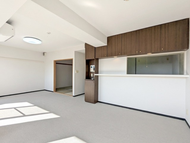 ライオンズプラザ大宮の居間・リビング|日当たり良好のリビング！