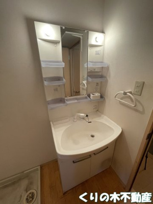 【洗面所】 | リヴェール・モリB棟 | 使いやすい洗面所です