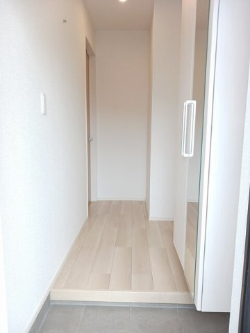 グラッツェの玄関