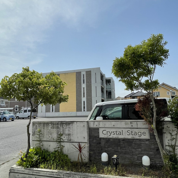 クリスタルステージ　　刈谷市近郊の賃貸はクラスホーム刈谷店の駐車場