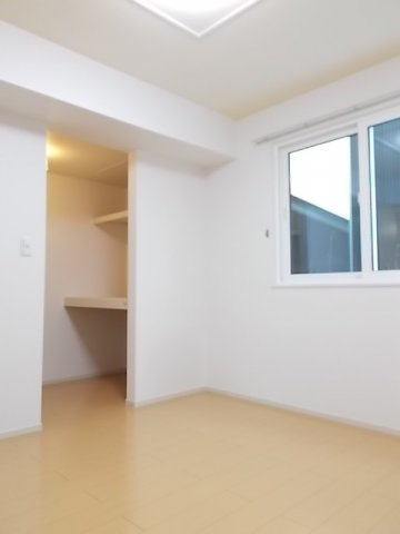 インプレスの内装