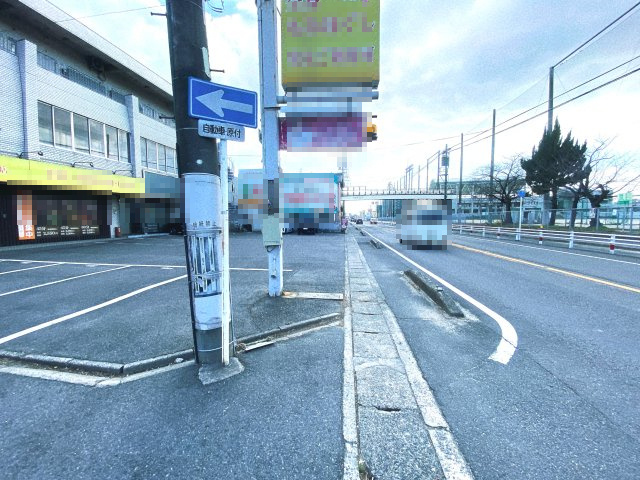 半田市昭和町3丁目　ショーエイビルの駐車場