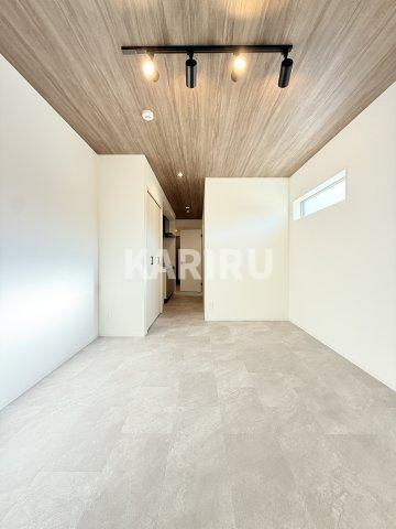 S-MOVE大阪鶴見の居間・リビング